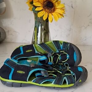 Keen Kids' Black and Green Adventure Sandals